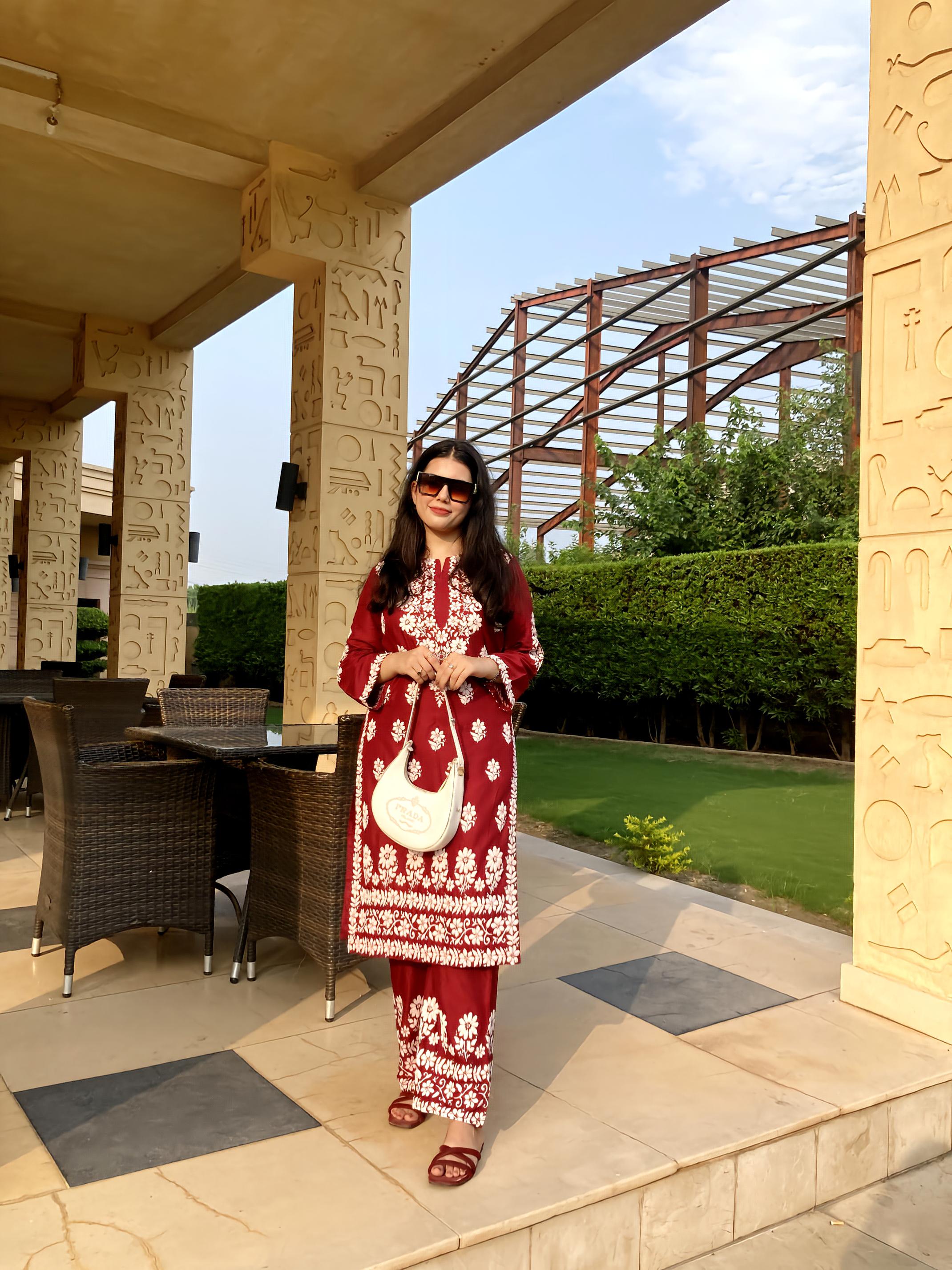 Indian Chicken Kari 2pc ( Embossed)