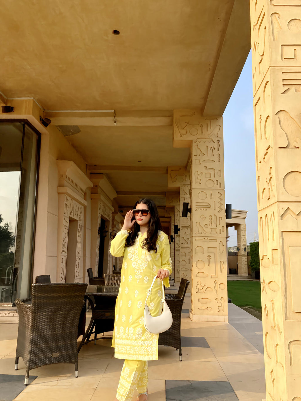 Indian Chicken Kari 2pc ( Embossed)