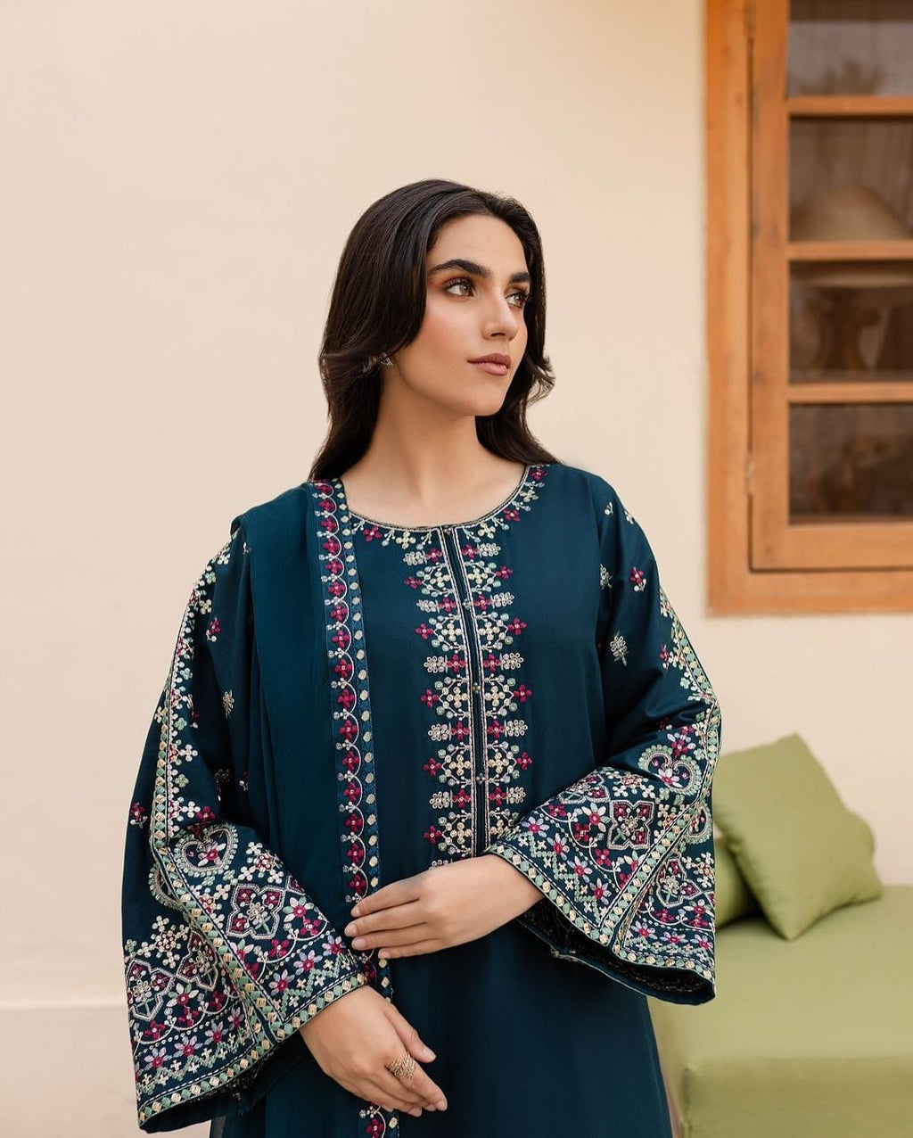 Aadab Embroidered 3pc