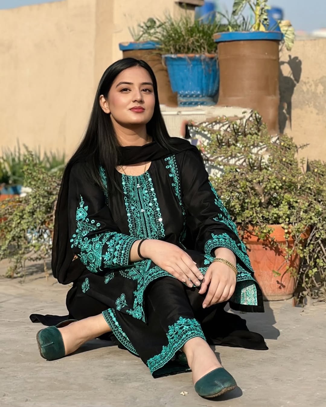 Kaamla Embroidered 3pc