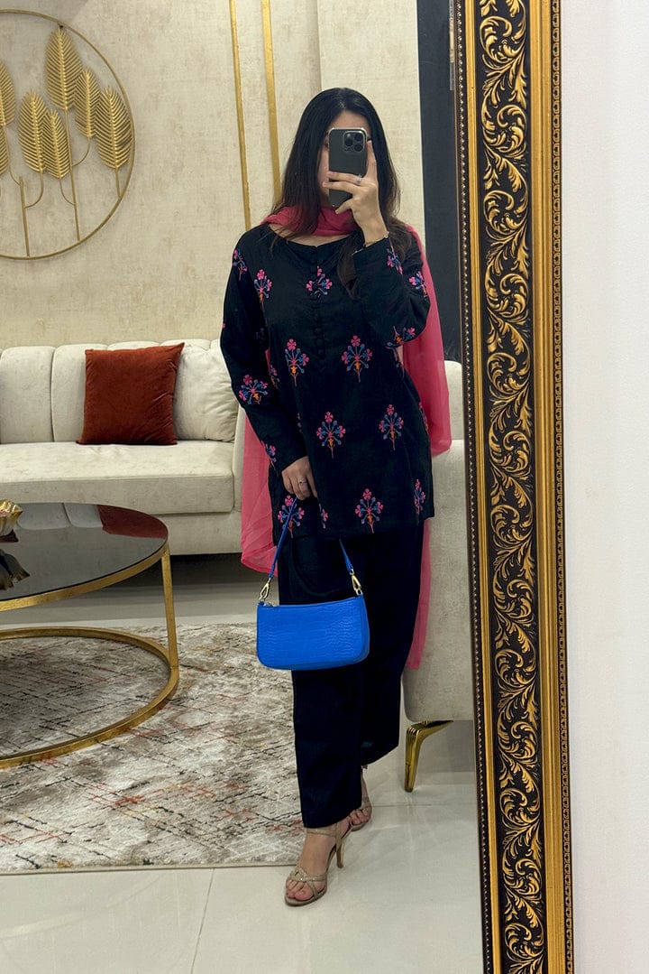 Black Blossom Lawn 3pc