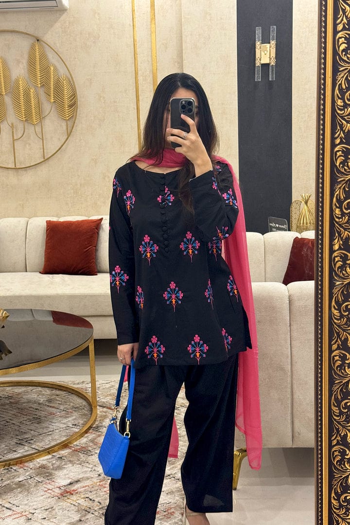 Black Blossom Lawn 3pc