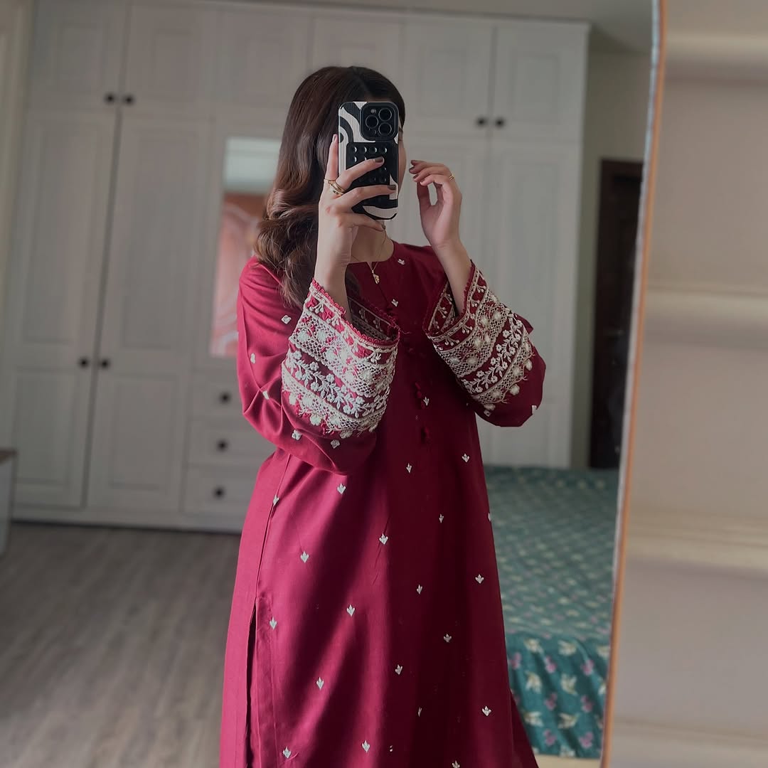 Ghulaab Embroidered 2-pc