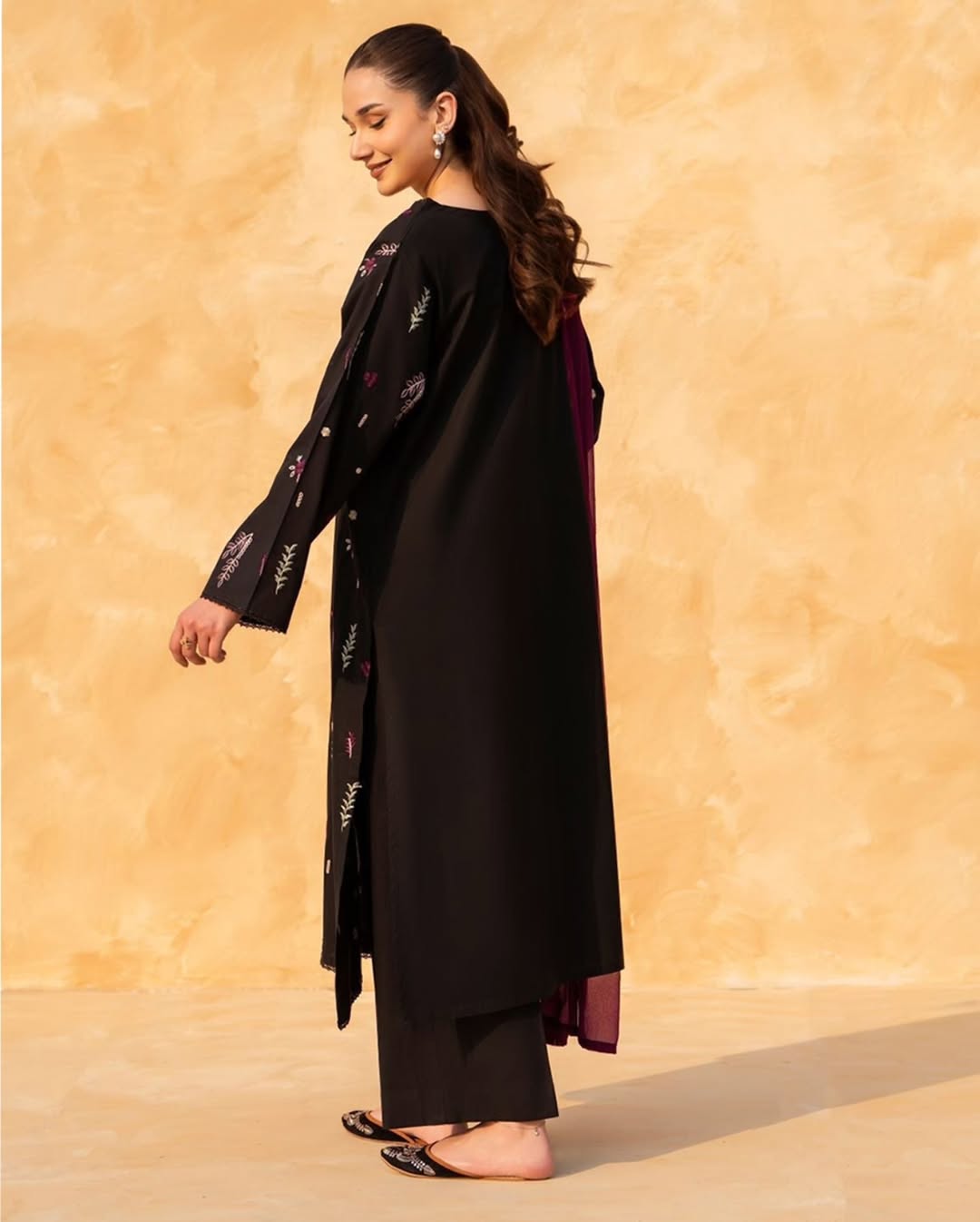 Diana Embroidered 3pc