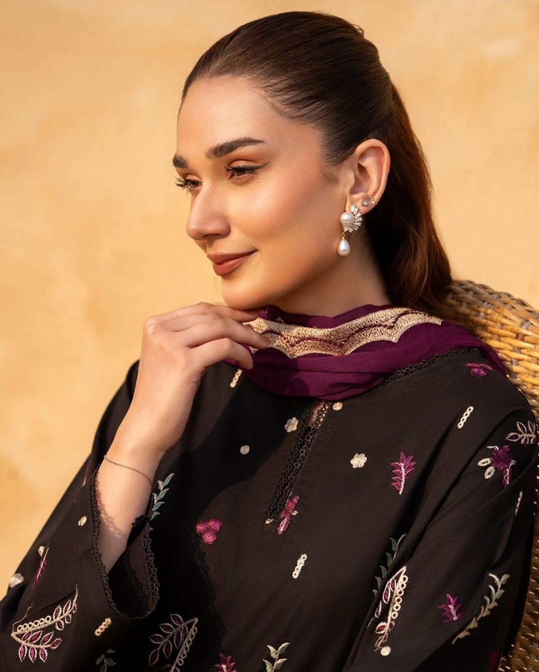 Diana Embroidered 3pc