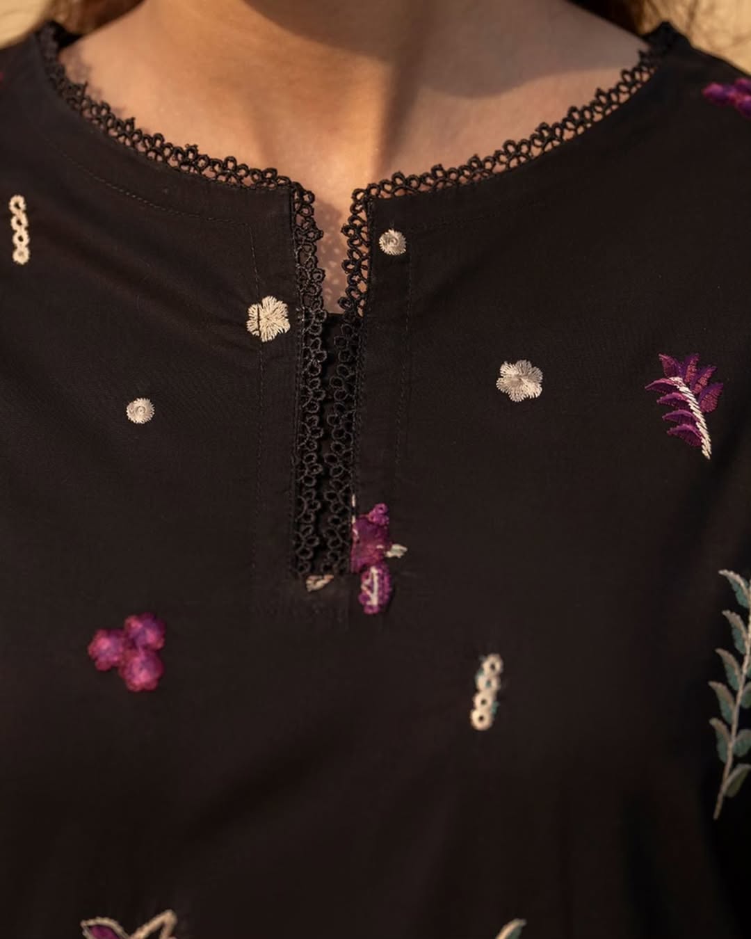 Diana Embroidered 3pc