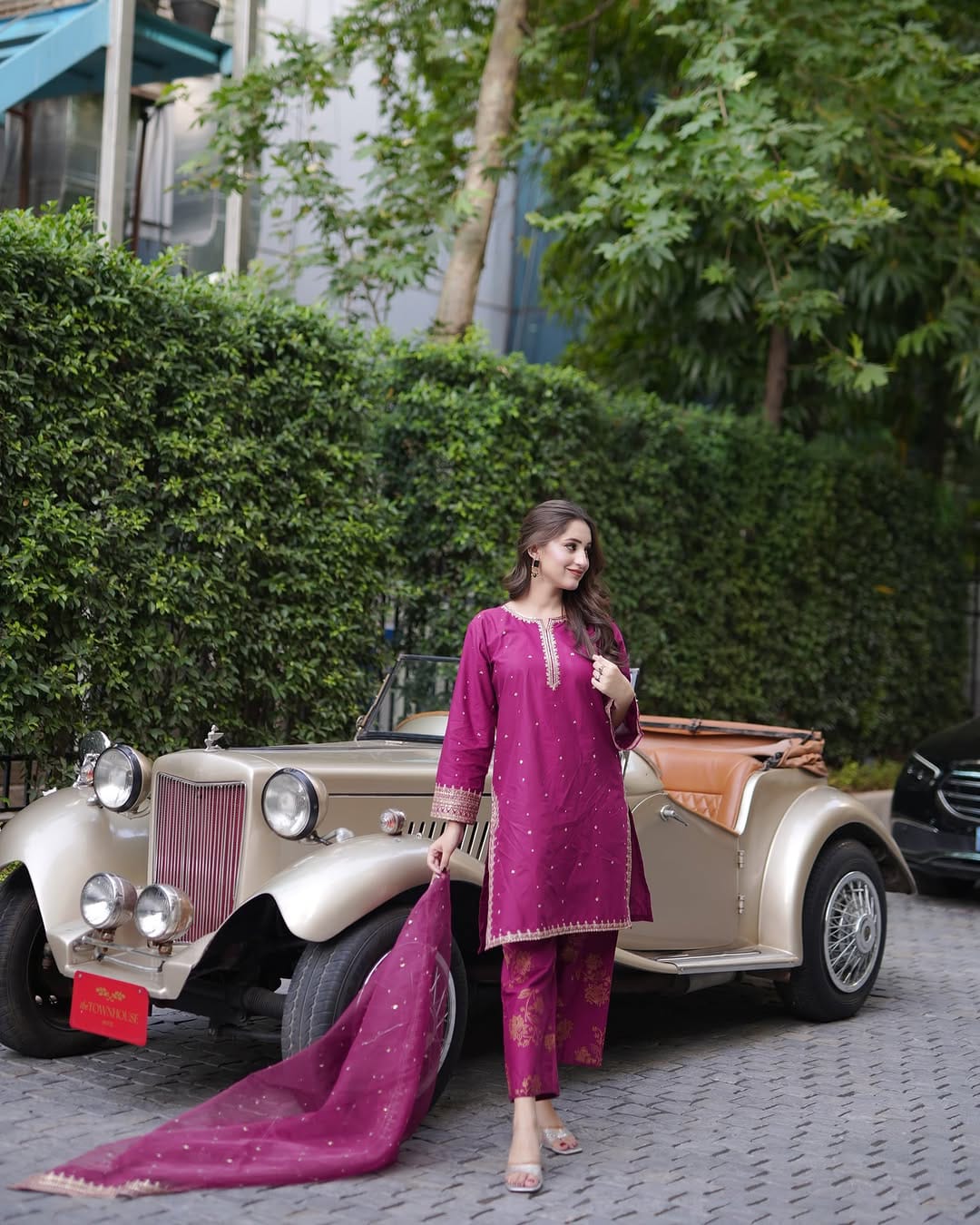 Sofia Embroidered 3pc