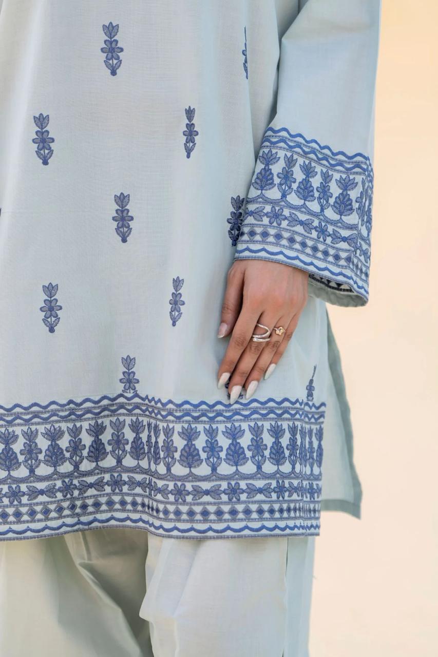 DilRuba Embroidered Furshi set