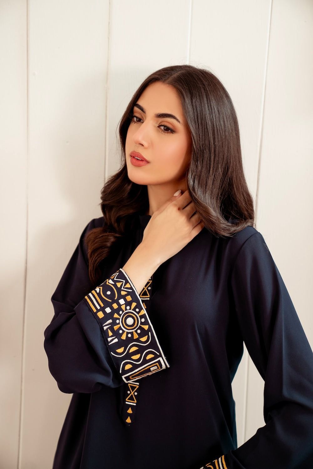 Lunaa Embroidered 2pc