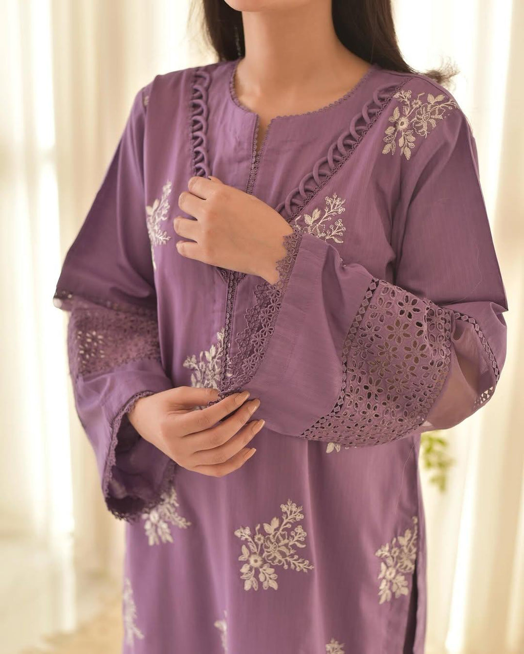 Hooriya Embroidered 3pc