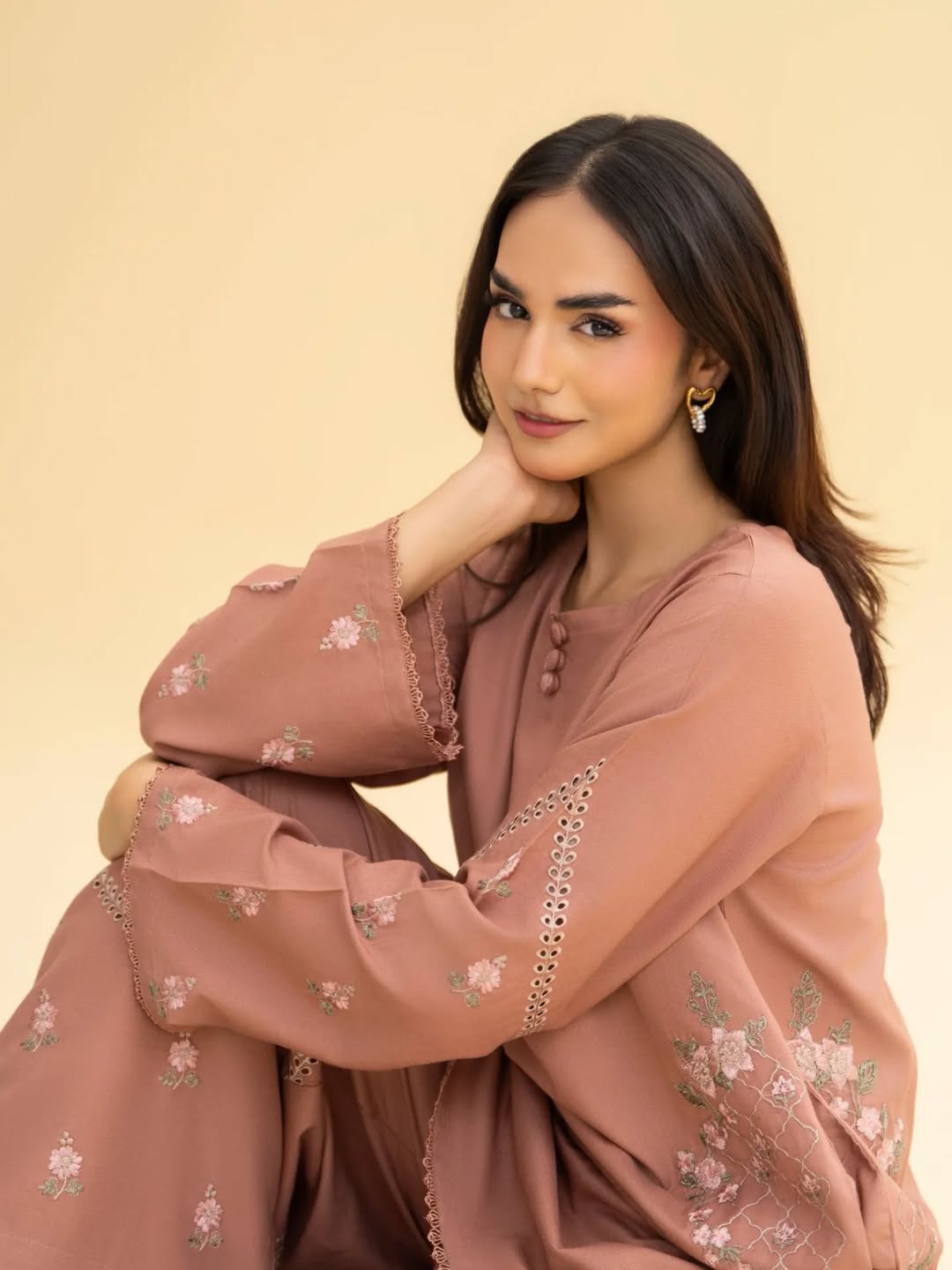 Mehrunisa Embroidered co-ord set