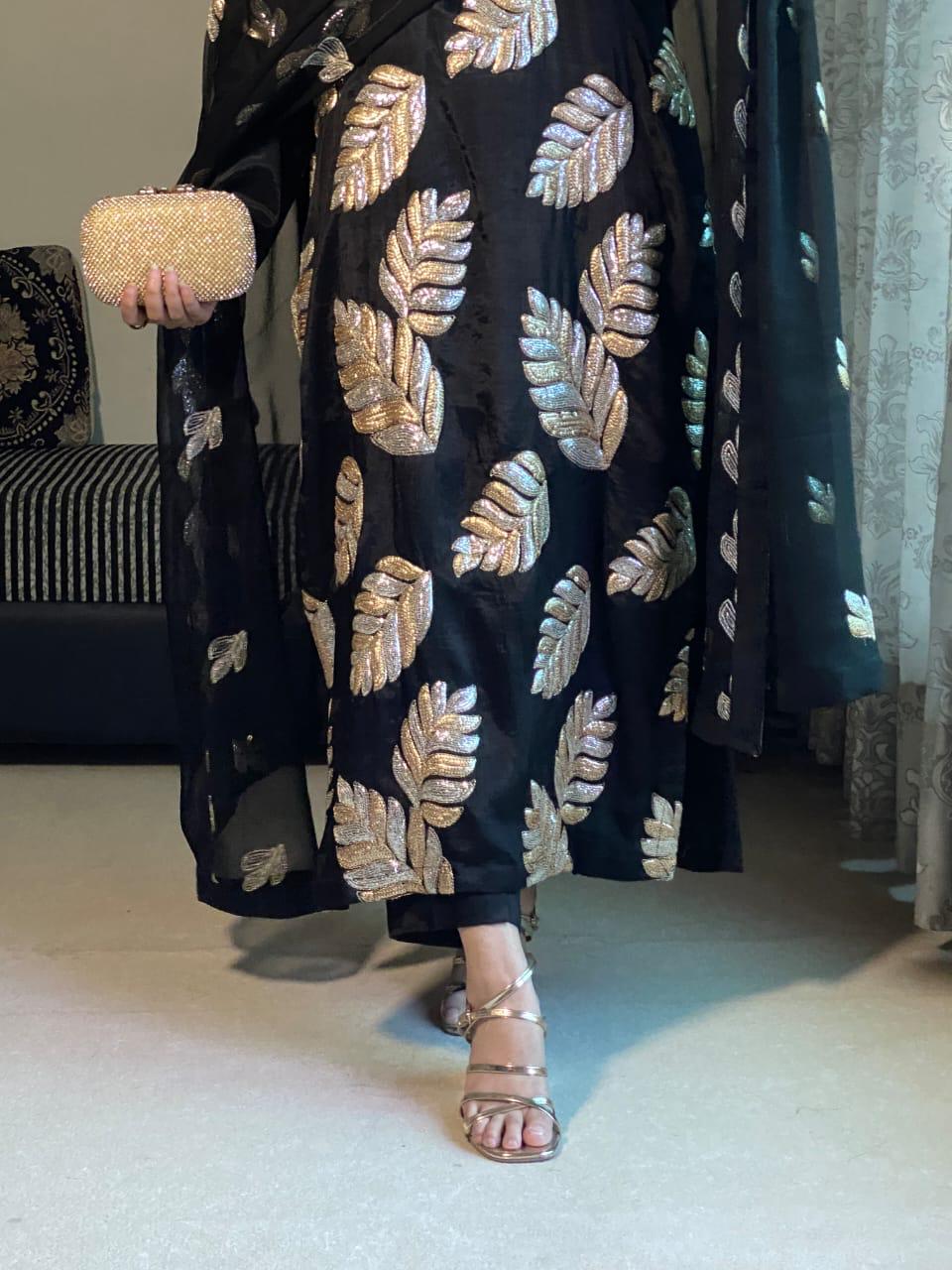 Zirwa Embroidered 3pc