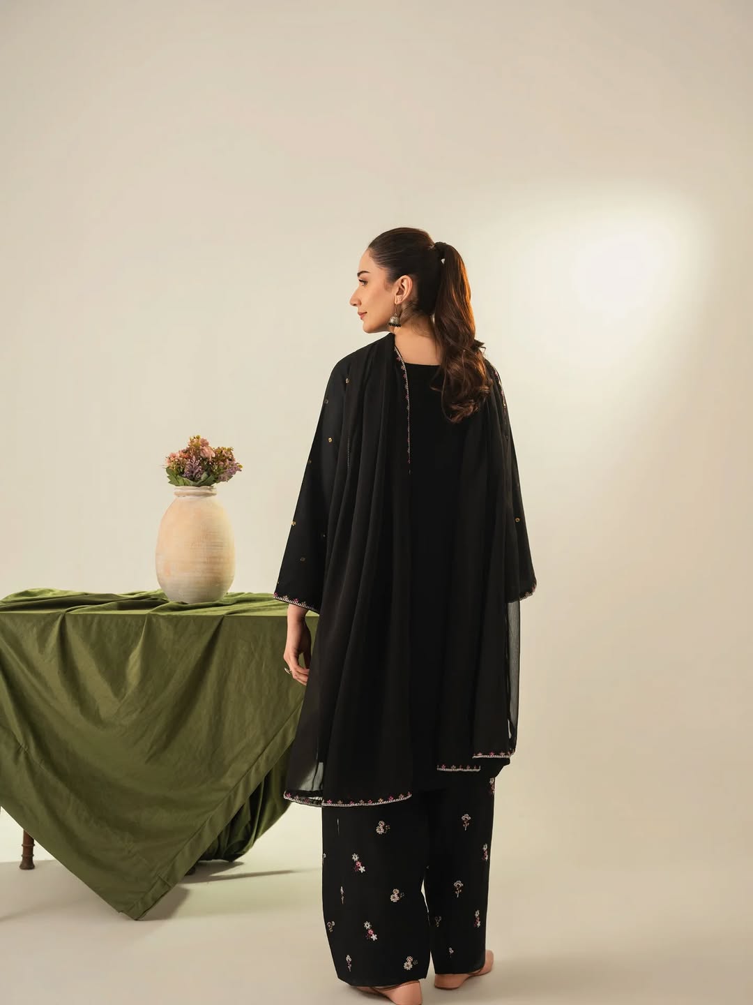 Alyana Embroidered 3pc