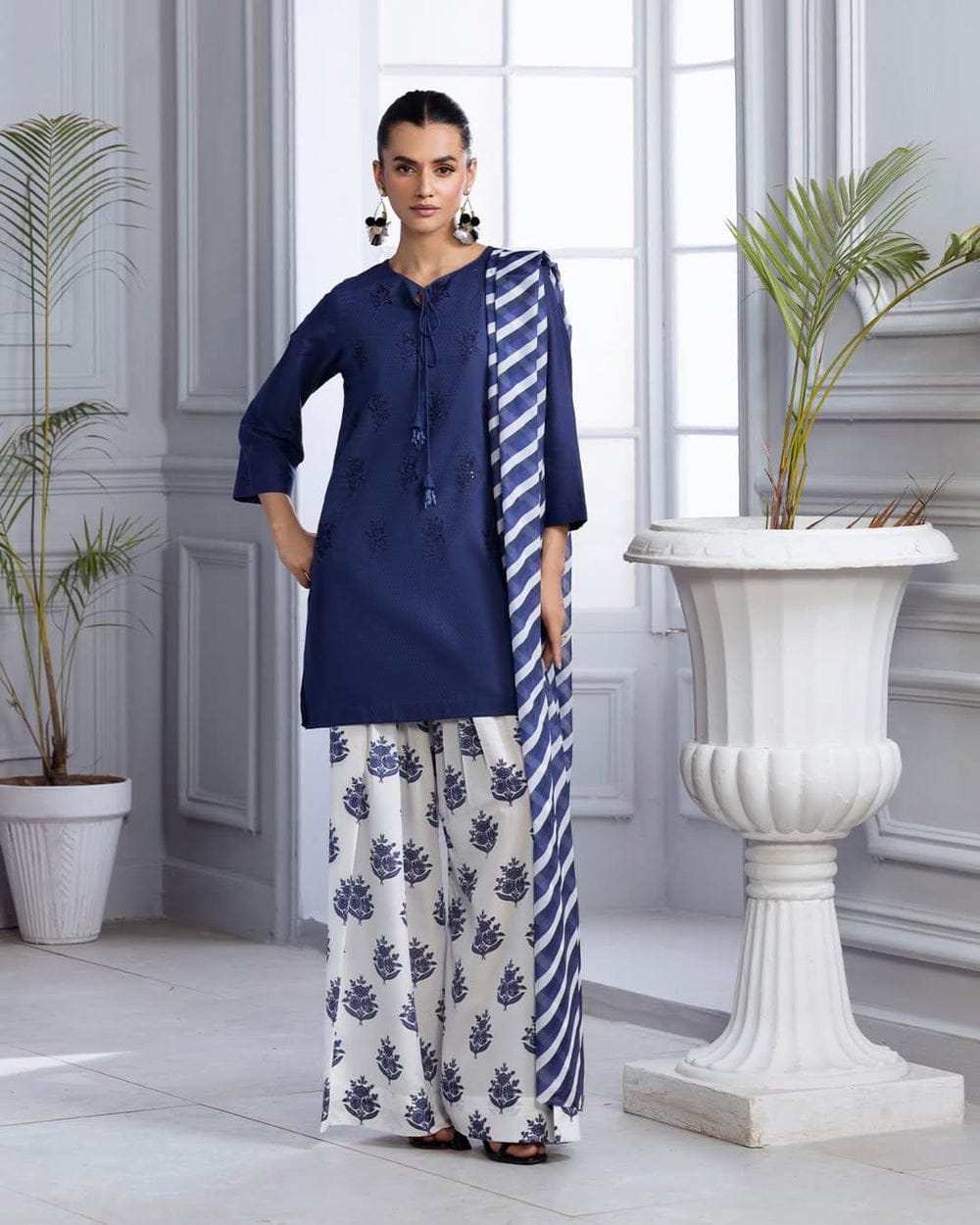 Salina Amber Emb 3pc