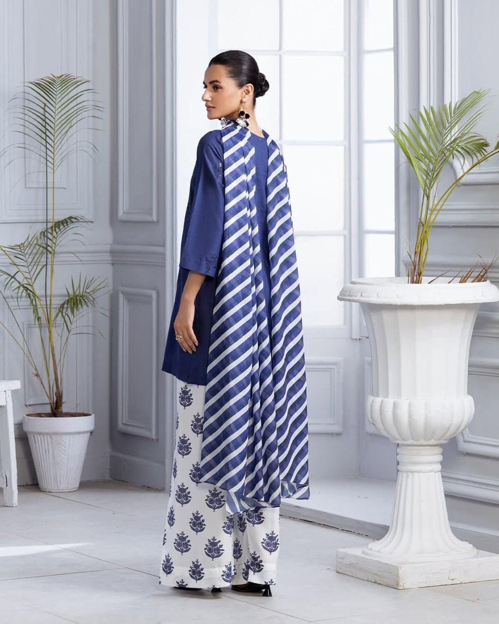 Salina Amber Emb 3pc